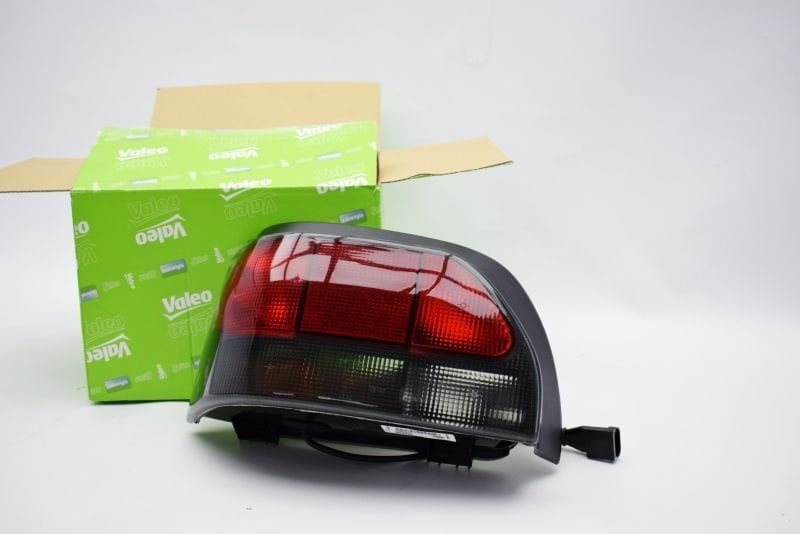 Renault Clio Sol Arka Stop Lambası Komple 1996-1998