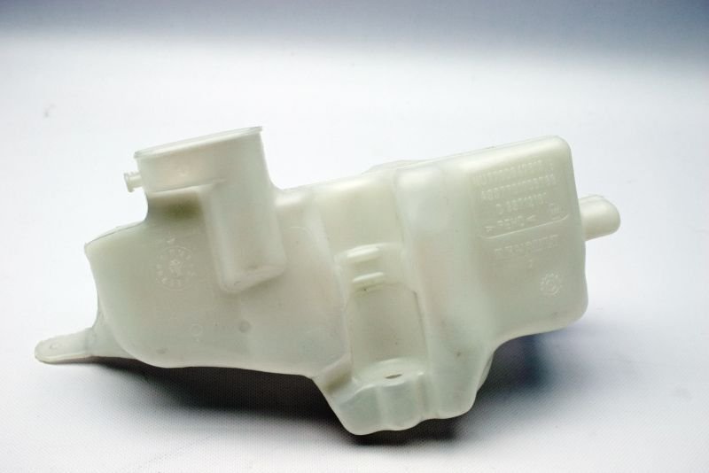 Renault Clio Cam Su Bidonu 7700847815