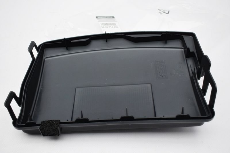 Renault Clio 4 Captur Akü Üst Kapağı