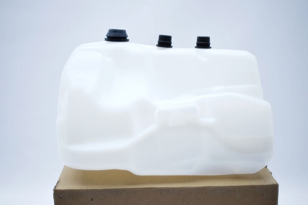 Megane 2 Cam Su Bidonu ( Far Yıkamalı) 7701207666