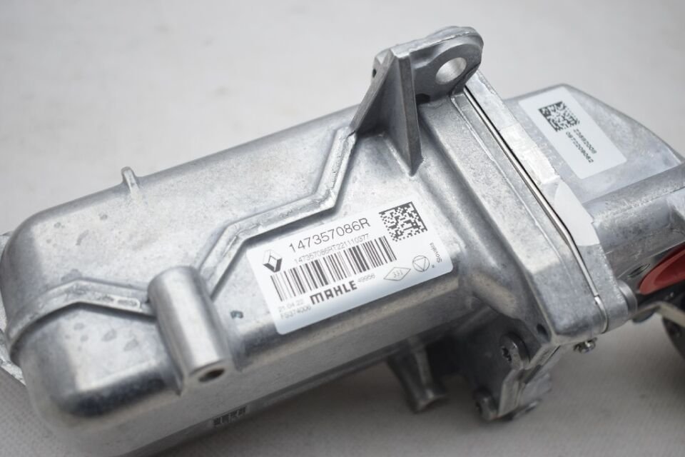 Talisman Trafic Egr Soğutucu Çift Turbo 147357086R