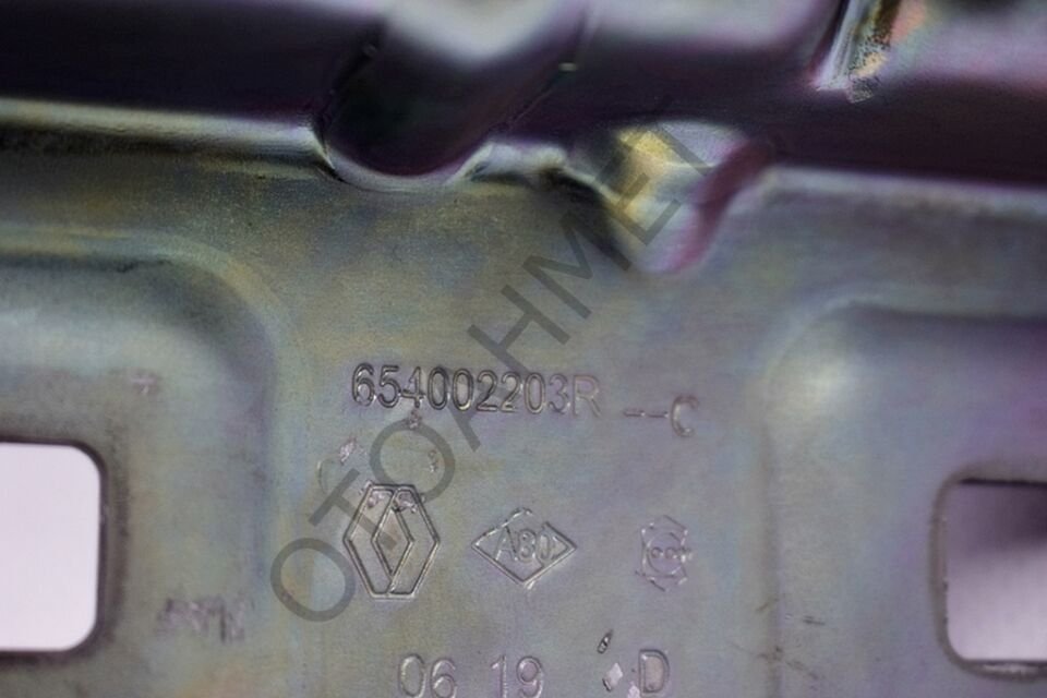 Renault Megane 4 Kaput Menteşesi Sağ 654017017R