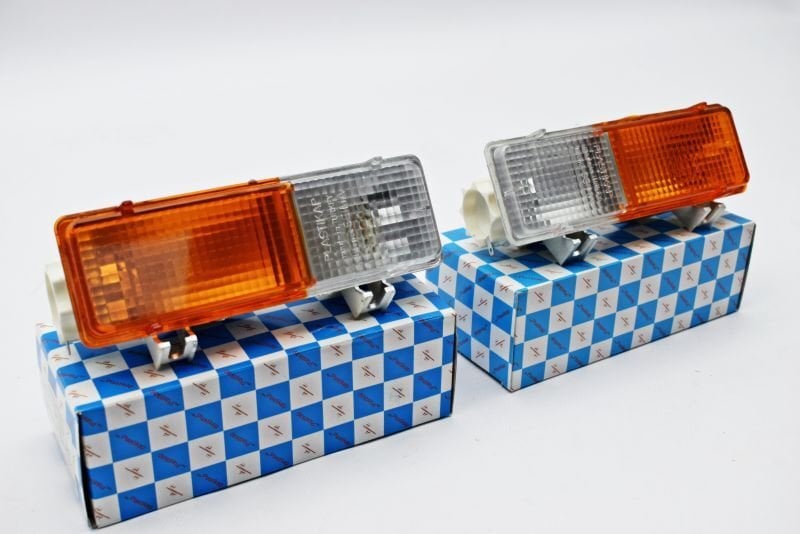 Renault 12 Ön Tampon Sinyali Sol