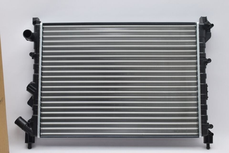 Renault Laguna Motor Su Radyatörü