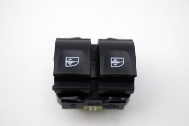 Cam Açma Düğmesi Dacia Dokker Lodgy Duster Sol Taraf