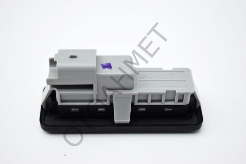 Renault Megane 4 Symbol Bagaj Kapak Açma Butonu