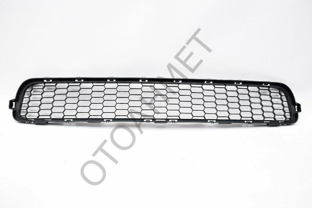 Latitude Ön Tampon Orta Izgarası