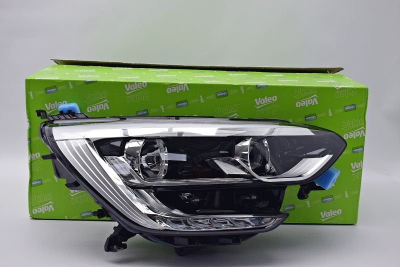 Renault Megane 4 Far Sağ Ledli