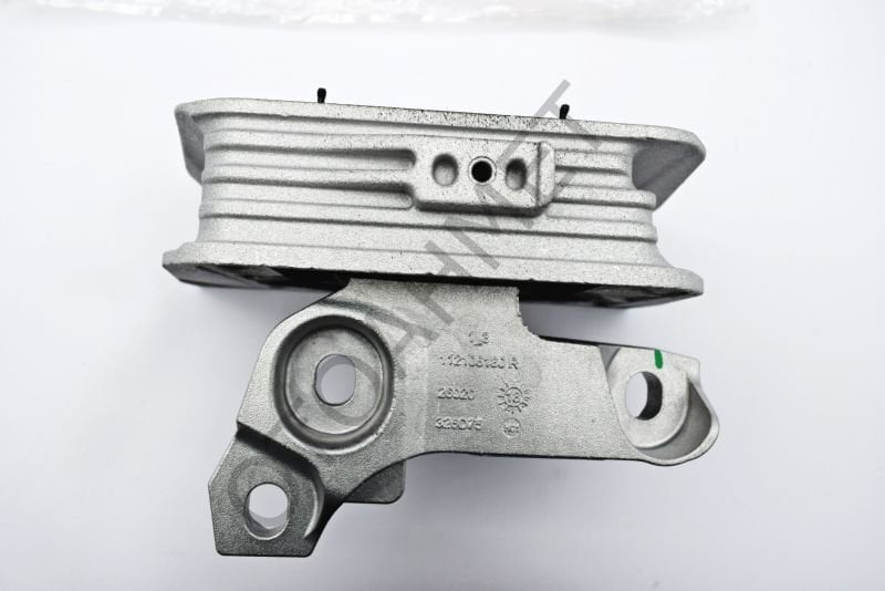 Renault Master 3 Motor Takozu Sağ
