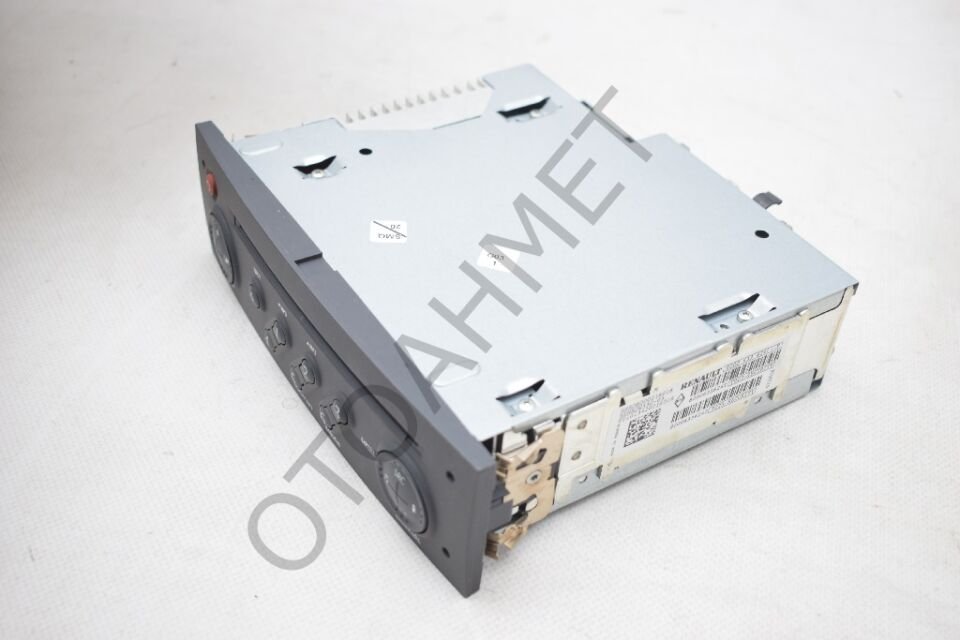 Radyo Teyp Renault 8200633624