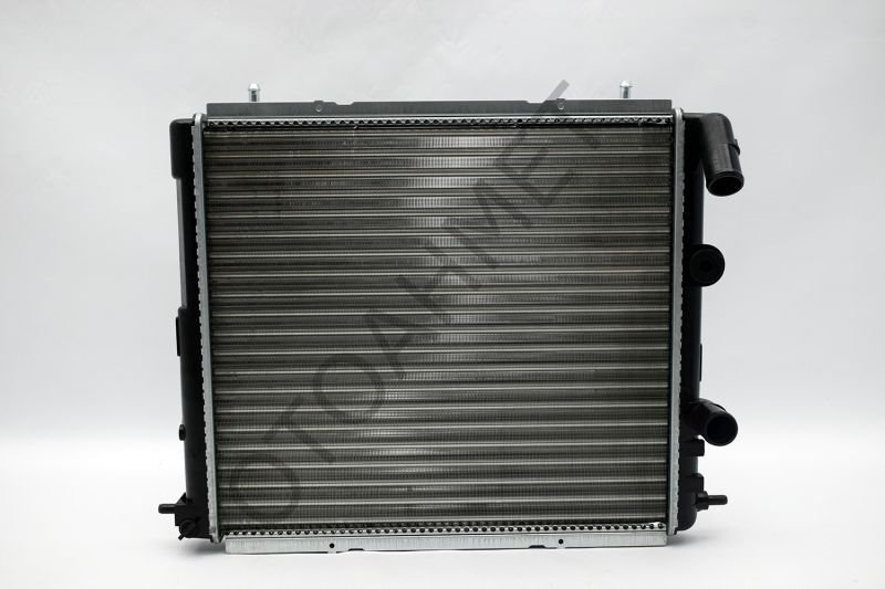 Renault 19 Su Radyatörü Soldan Borulu