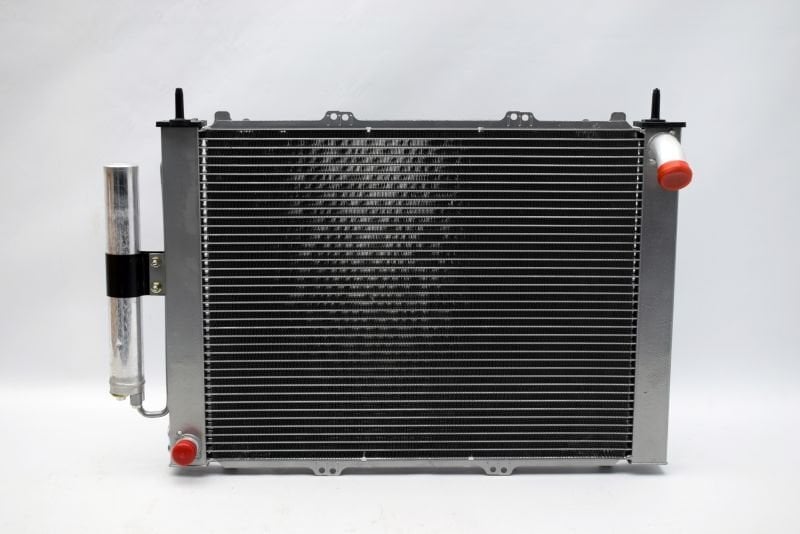 Renault Kangoo Motor Su Radyatörü Klima İle Birleşik