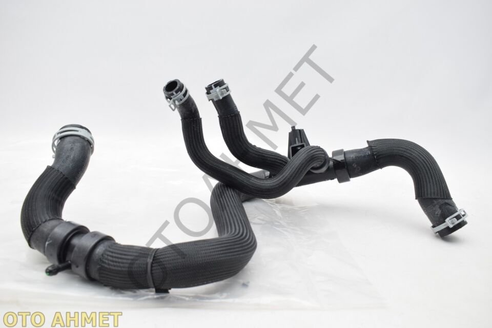215035090R Radyatör Alt Hortumu Megane 4-Duster