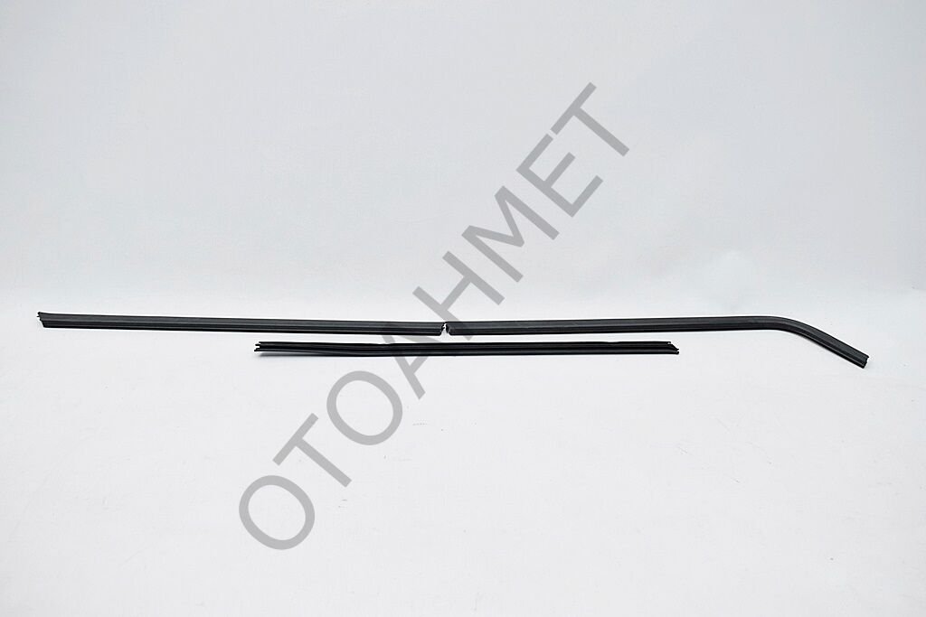 Renault 19 Sol Arka Kapı Cam Fitili Dış