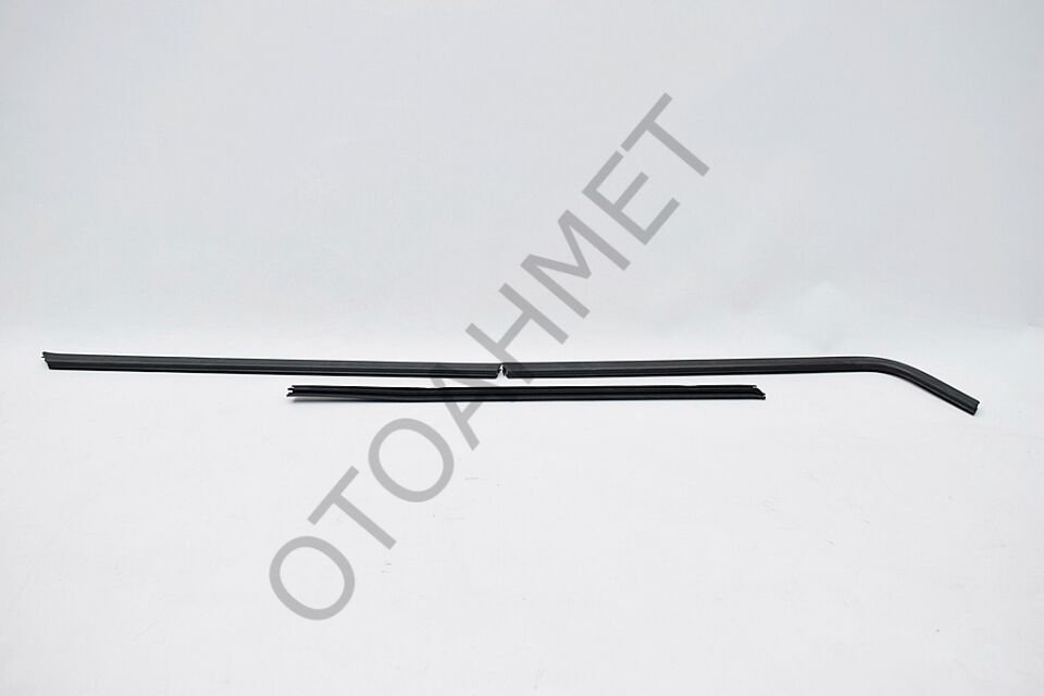 Renault 19 Sol Arka Kapı Cam Fitili Dış