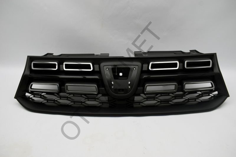 Dacia Sandero 2 Ön Panjur Makyajlı Kasa 2016