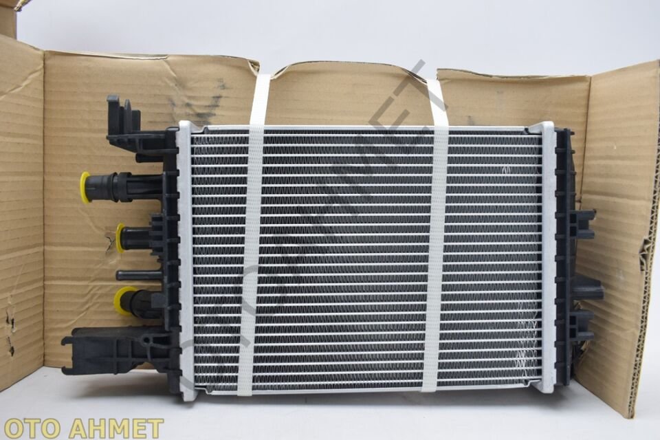 Dacia Duster Sandero Dokker Turbo Radyatörü 214106421R