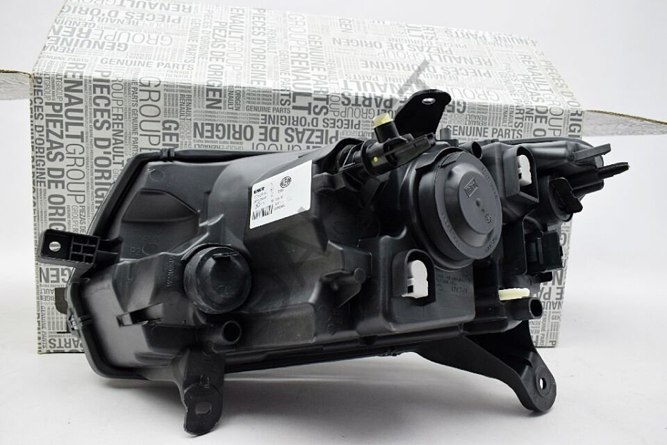 Dacia Sandero Sağ Far Komple 2013-