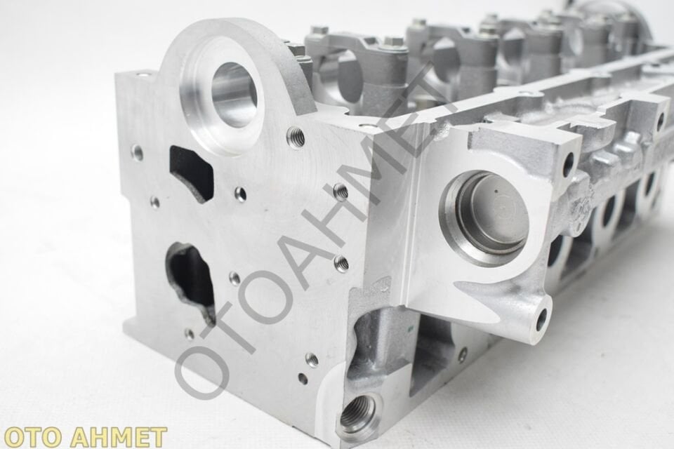 Silindir Kapağı Clio 4 Symbol Dokker Lodgy Duster-110421615R