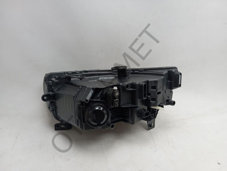 Renault Duster 3 Sağ Ön Far 260100444R