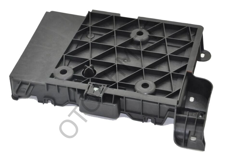 Renault Megane 2 Akü Altı Tablası 8200166032