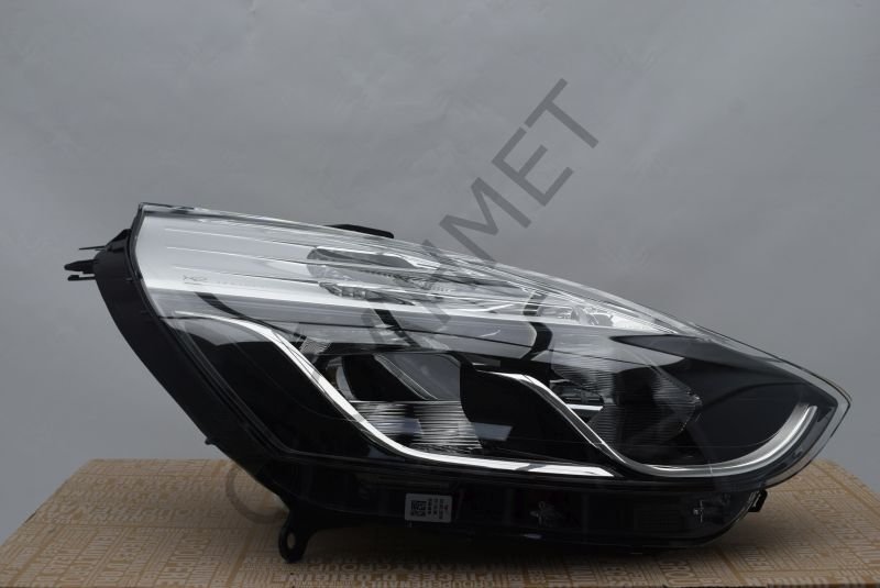 Renault Clio 4 Ön Far 260106624R Sağ