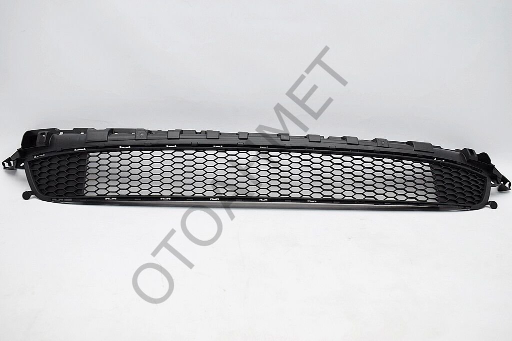 Ön Tampon Orta Izgarası Renault Trafic 3