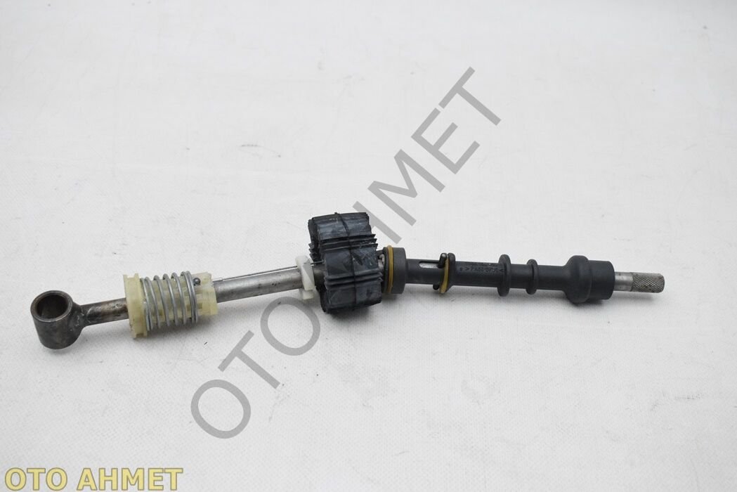Vites Kolu Renault Megane Clio Kangoo 8200583716
