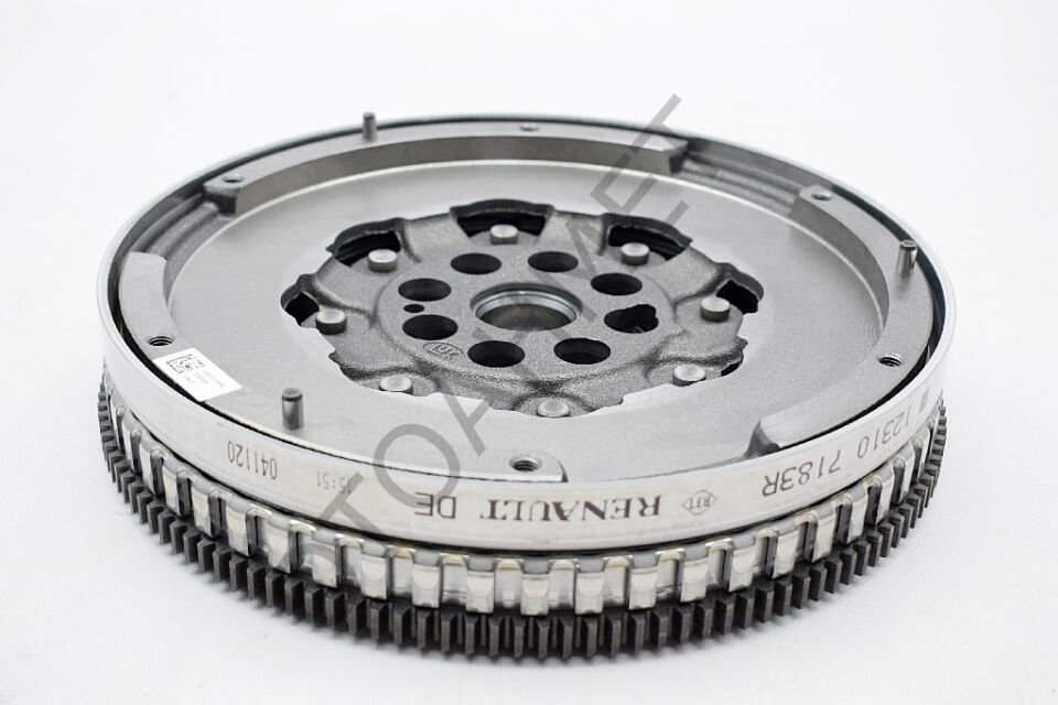 Renault Trafic 3 Mercedes Vito Volant 1.6 Dizel 123107183R