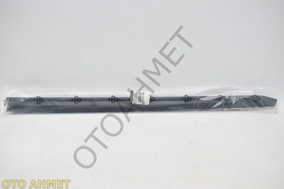 Clio 5 Sağ Ön Kapı Bandı 801866756R