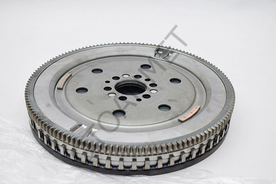 123008498R Edc Volan 123105323R