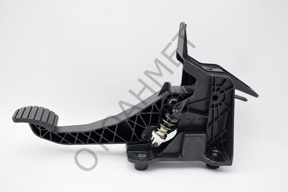 Debriyaj Pedalı Dacia Duster 465039034R