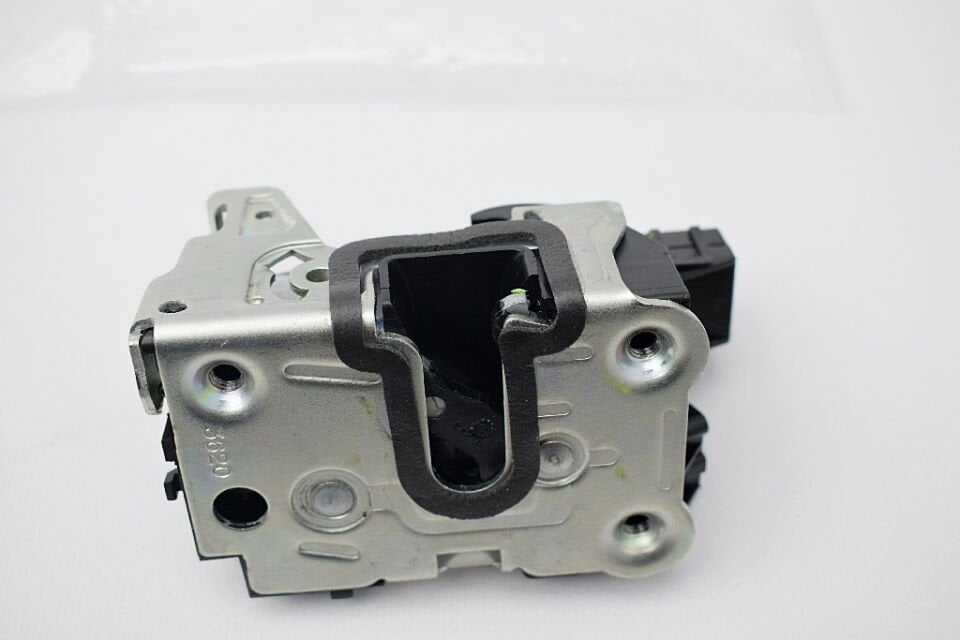 Dacia Dokker Bagaj Kilidi 905925342R