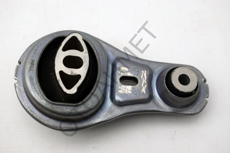 Motor Takozu Master 3 Alt 2010 Sonrası