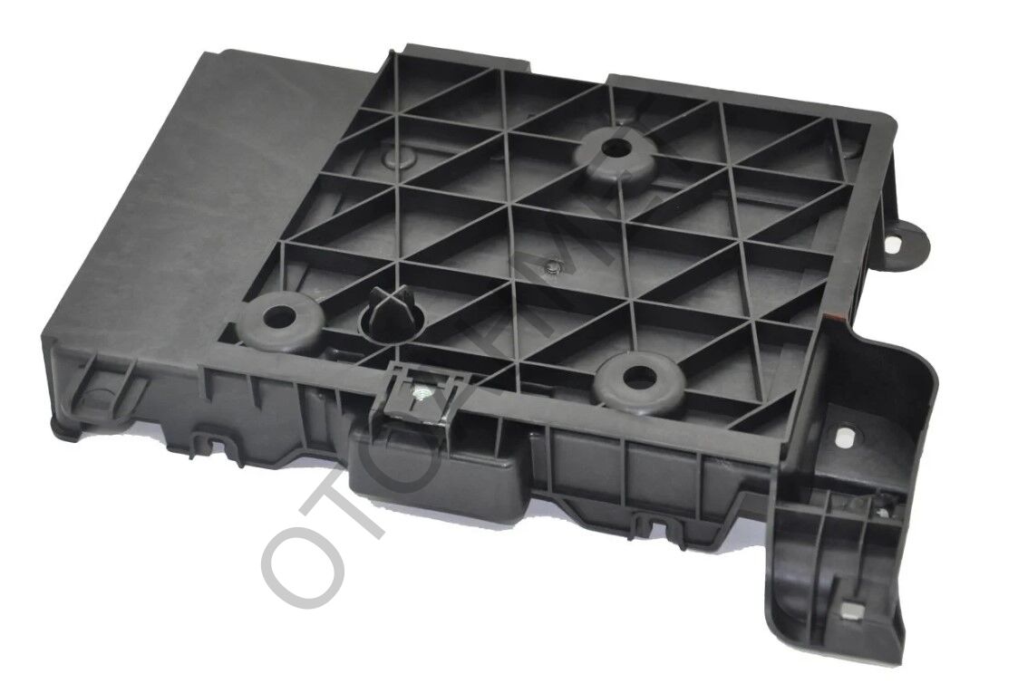 Renault Megane 2 Akü Altı Tablası 8200166032