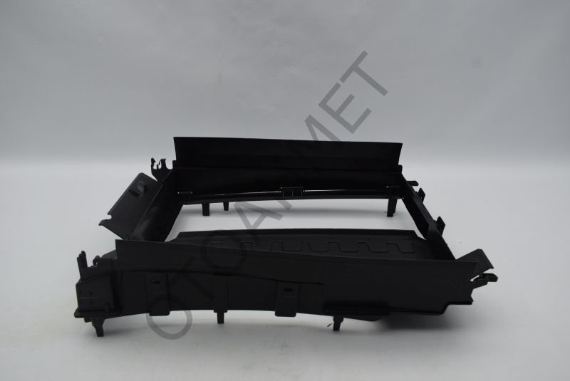 Clio 4-Captur Radyatör Davlumbazı 215592894R