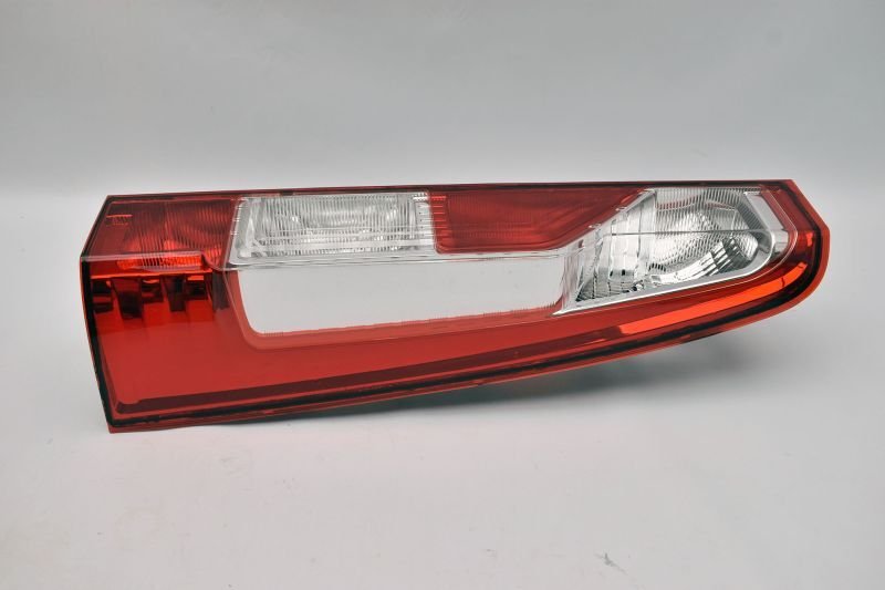 Arka Stop Far Lambası Renault Master 3 Sağ