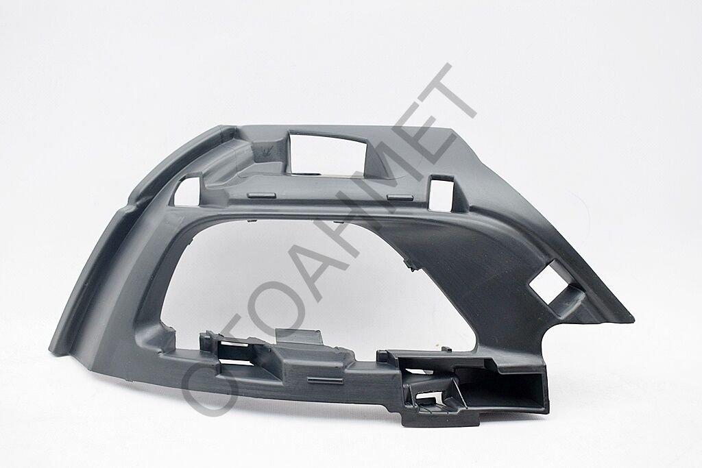 Dacia Sandero Arka Tampon Reflektör Ayağı Sağ