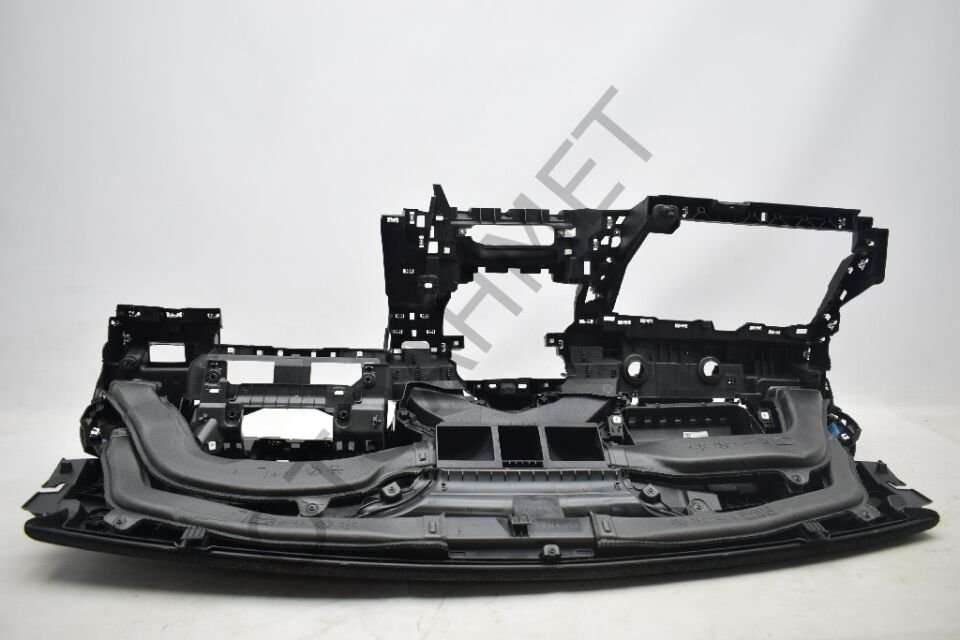 Renault Clio 5 Ön Torpido 681001535R