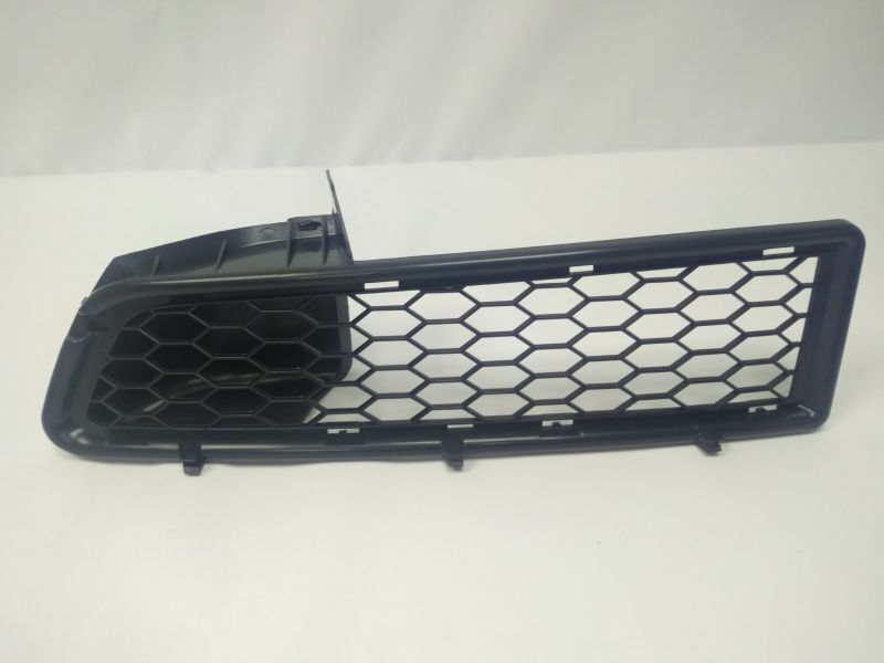 Tampon Izgarası Dacia Logan Sağ 6001546784