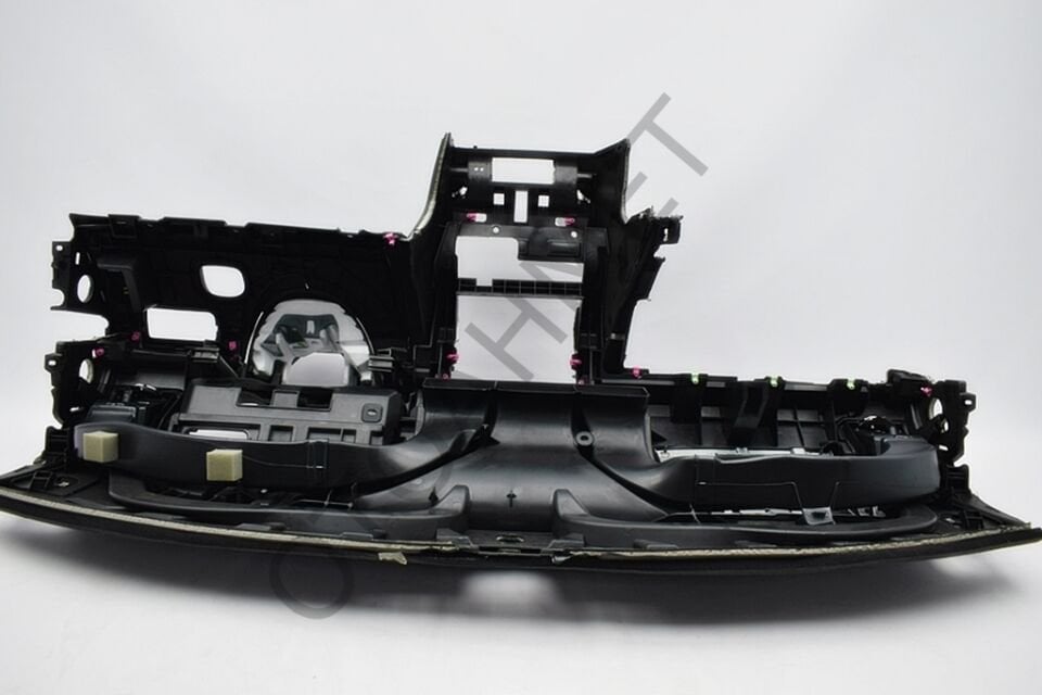 Renault Megane 2 Torpido (Gögüs) 681002765R