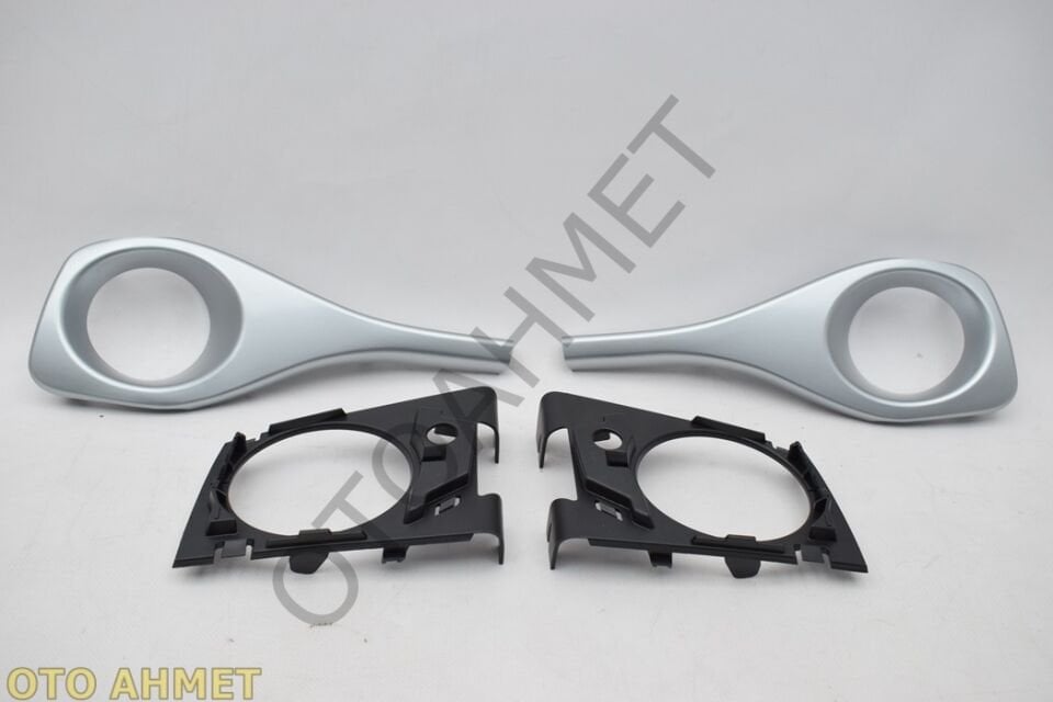 Renault Megane 2 Ön Makyajlı Kasa Sis Çerçevesi Damla