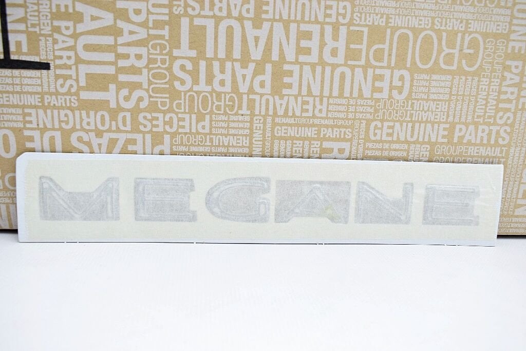 Renault Megane 4 Bagaj Yazısı