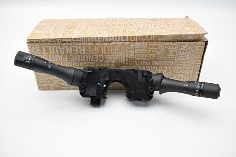 Renault Fluence Far Silecek Kolu 255670040R