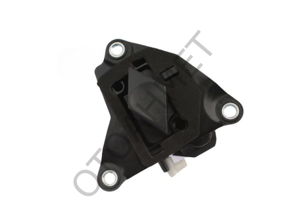 Bagaj Kilit Motoru İç Clio Megane 8200060917