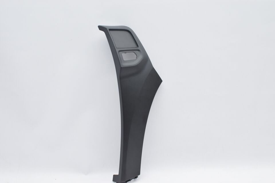 Dacia Duster 2 Sağ Ön Çamurluk Kaplaması 638749255R