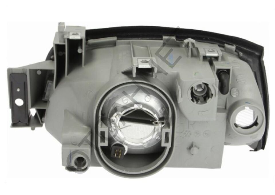 Renault Clio Fransız Kasa Sağ Ön Far Komple