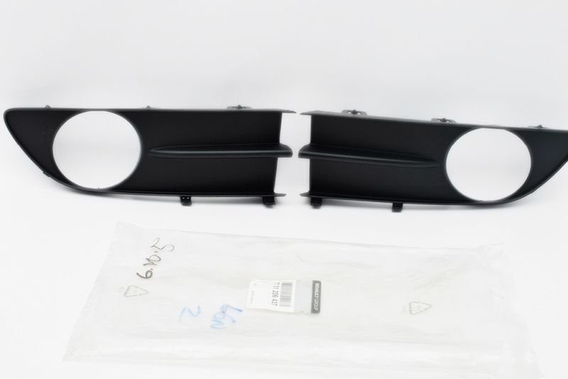 Renault Laguna 2 Sis Farı Çerçevesi ( Kapağı )