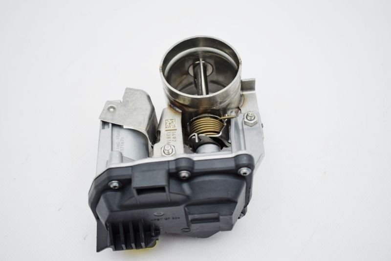 Clio 4 Captur Eksoz Devirdaim Klapesi Egr 147B07424R