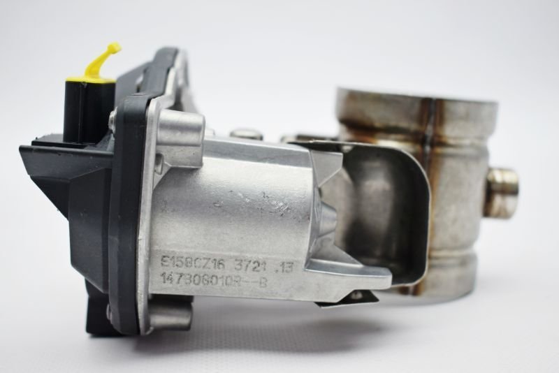 Clio 4 Captur Eksoz Devirdaim Klapesi Egr 147B07424R